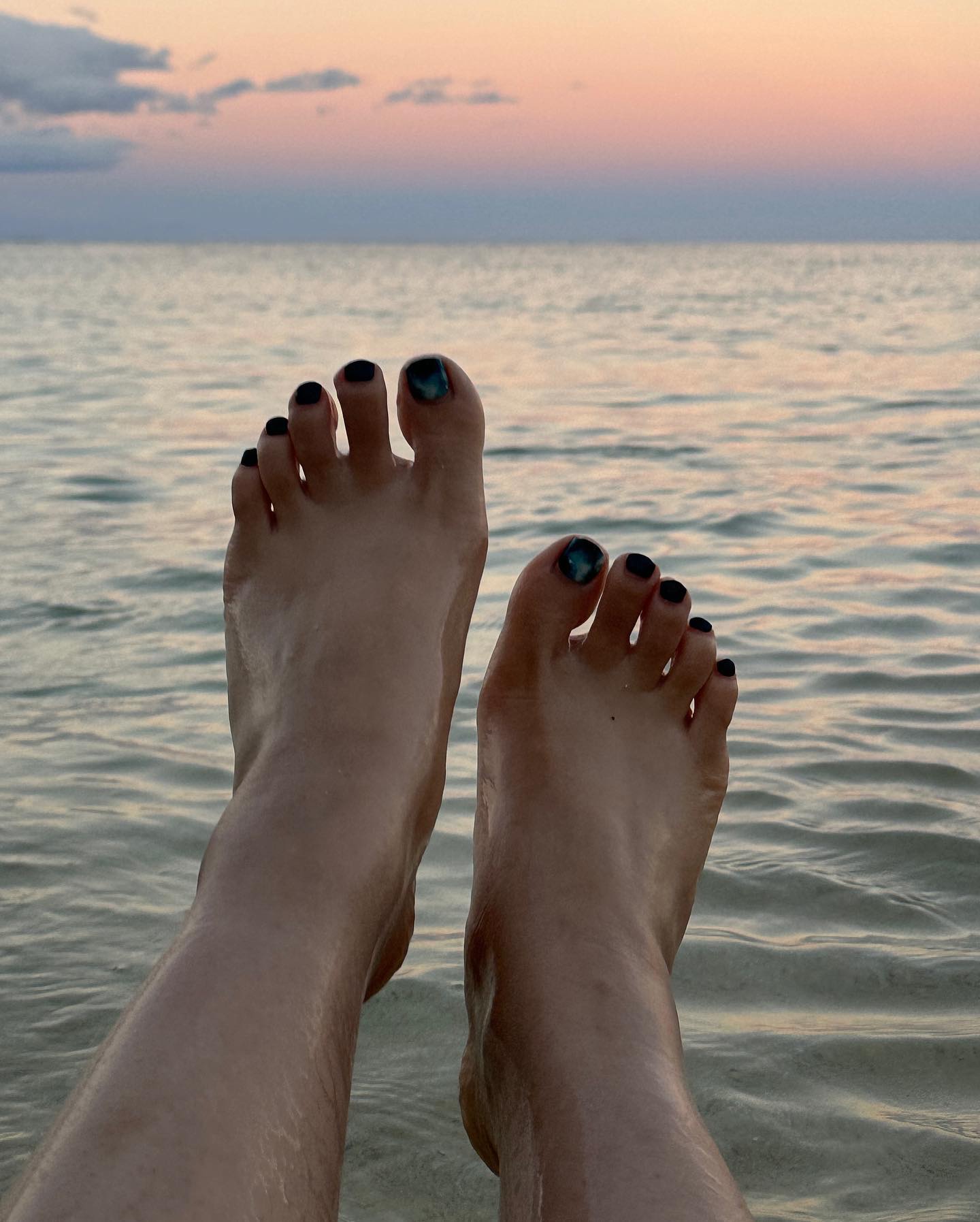 セミキュアジェルネイル（ハンド） NP-194 N La Vie En Rose (tweed touch collection)/ohora/ネイルシールを使ったクチコミ（2枚目）