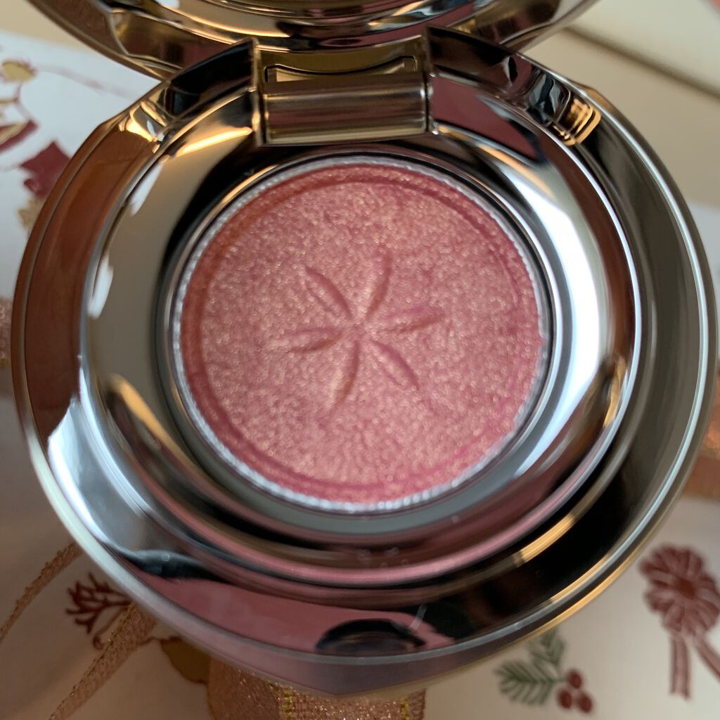 AQ アイシャドウ 07/DECORTÉ/単色アイシャドウを使ったクチコミ（2枚目）