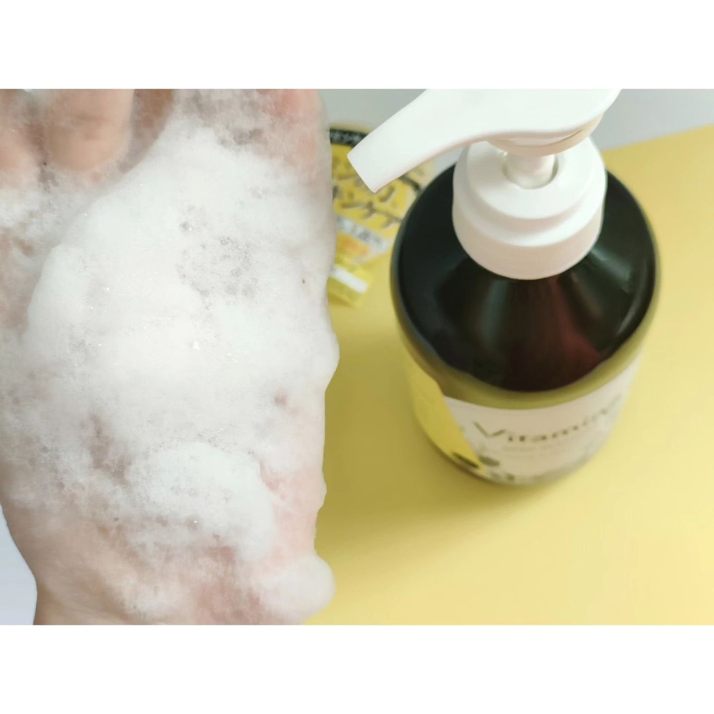 リフレッシングボディソープ(レモン&ベルガモットの香り)/Vitaming/ボディソープを使ったクチコミ(3枚目)