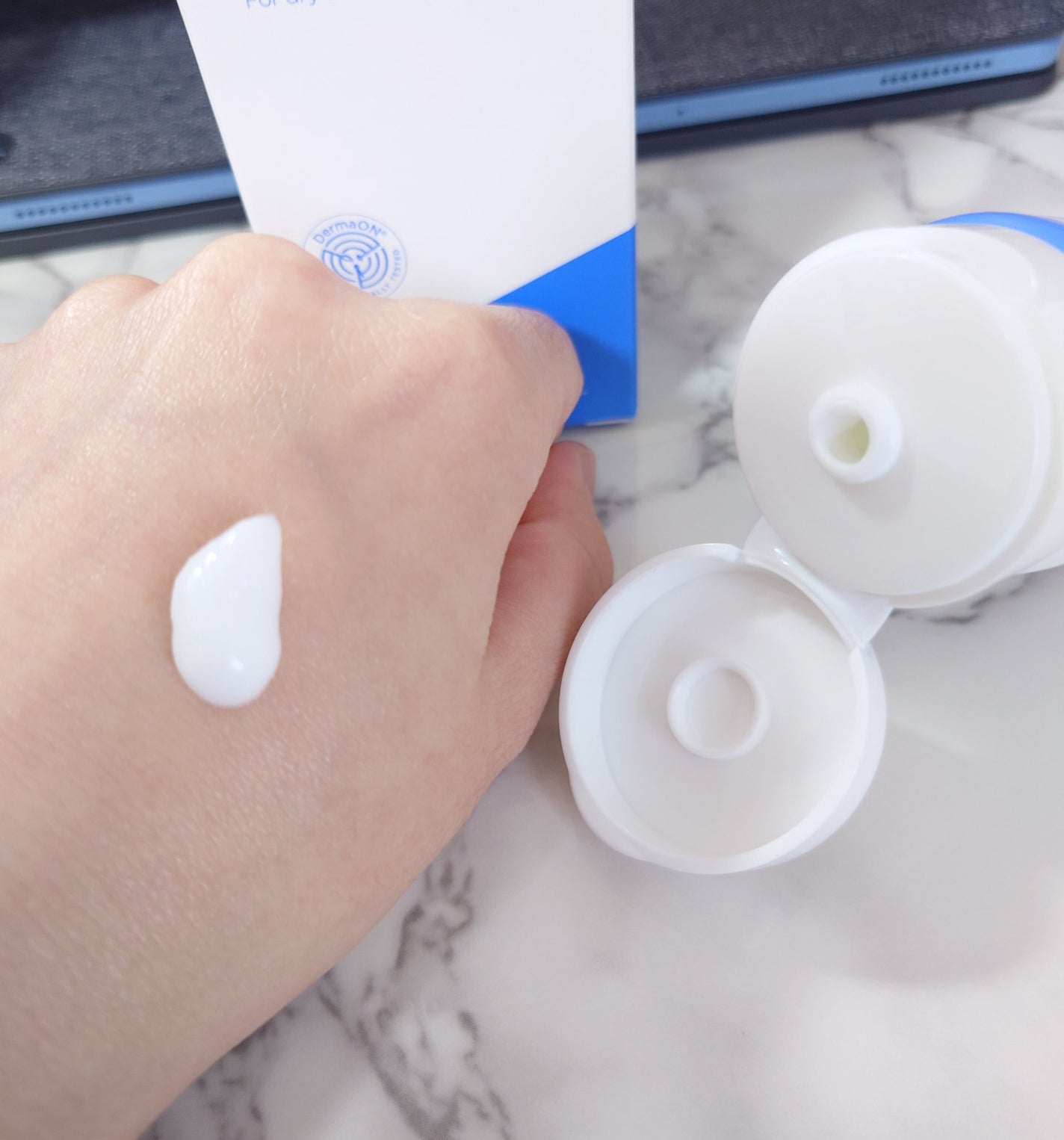 アトバリア365クリーム/AESTURA/フェイスクリームを使ったクチコミ(2枚目)