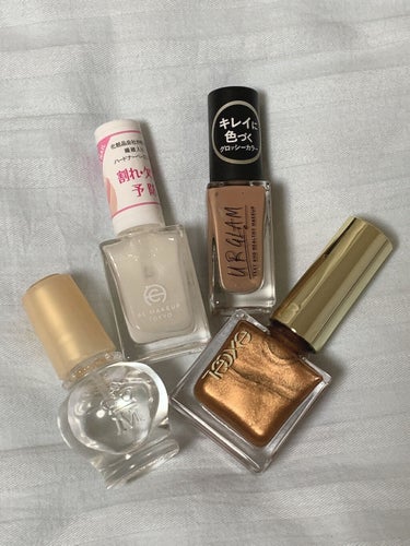 UR GLAM　COLOR NAIL SELECTION BE3＜グロッシーカラー＞/U R GLAM/マニキュアを使ったクチコミ（3枚目）