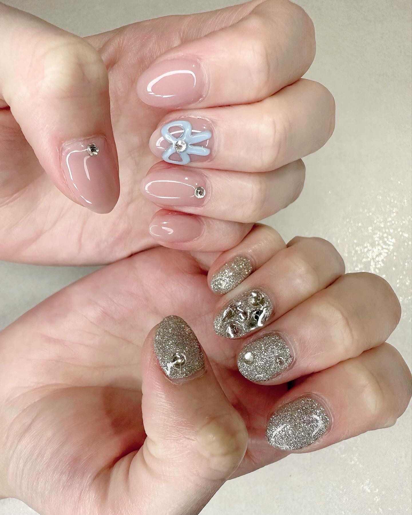 最近のネイル🎀

ぷっくりリボンと両手で違うデザインが
最高にツボ😌❤️❤️

可愛いよ〜〜

#ネイル #ジェルネイル #ちゅるんネイル #ナイスネイル #nisenails #お気に入り