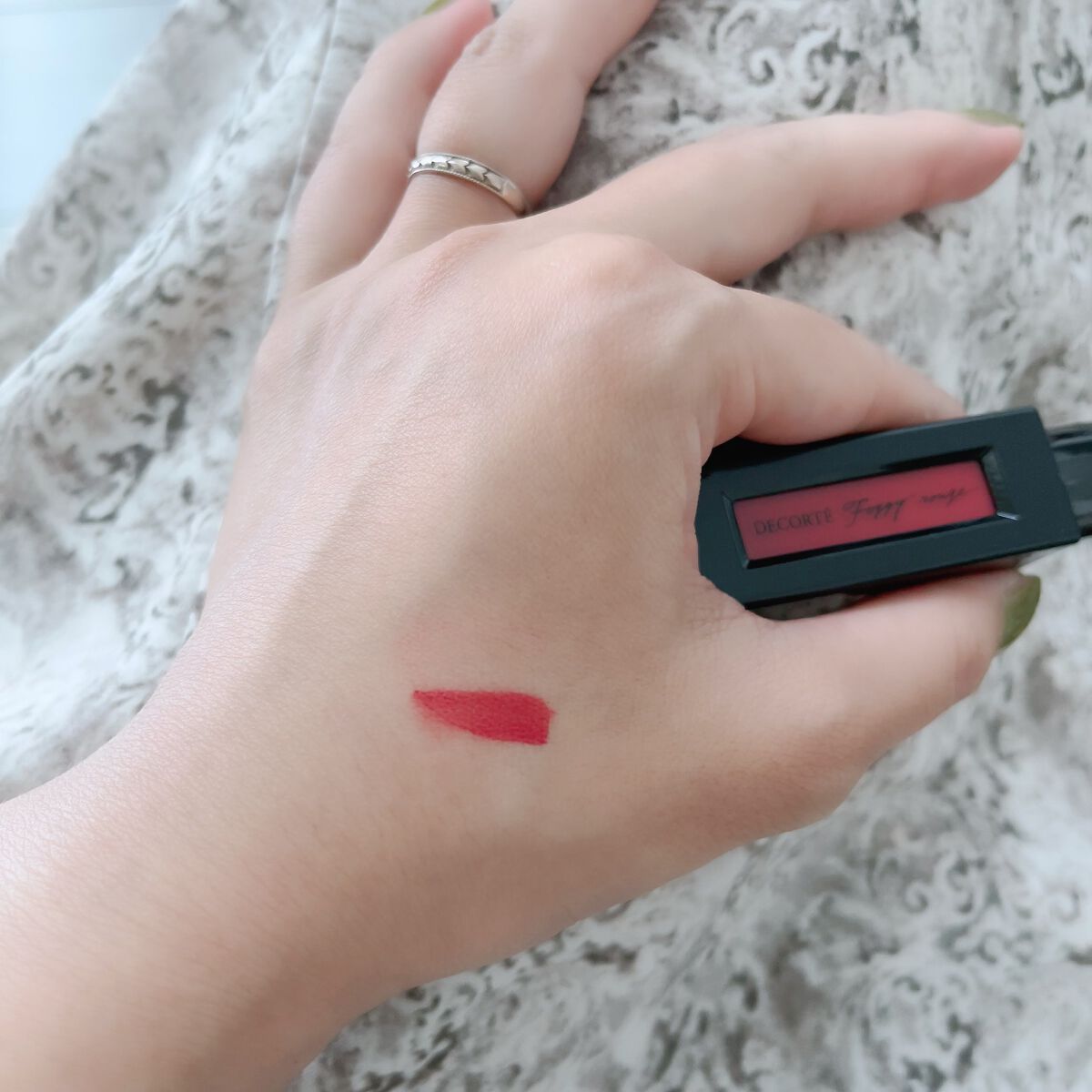 ルージュ デコルテ リキッド/DECORTÉ/口紅を使ったクチコミ（2枚目）