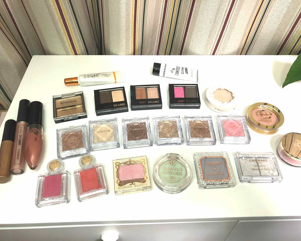 シャイニーシャドウ N/excel/単色アイシャドウを使ったクチコミ（1枚目）