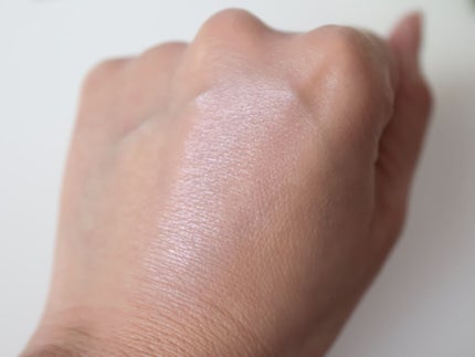 パールグロウニュアンサー/CEZANNE/パウダーハイライトを使ったクチコミ(2枚目)