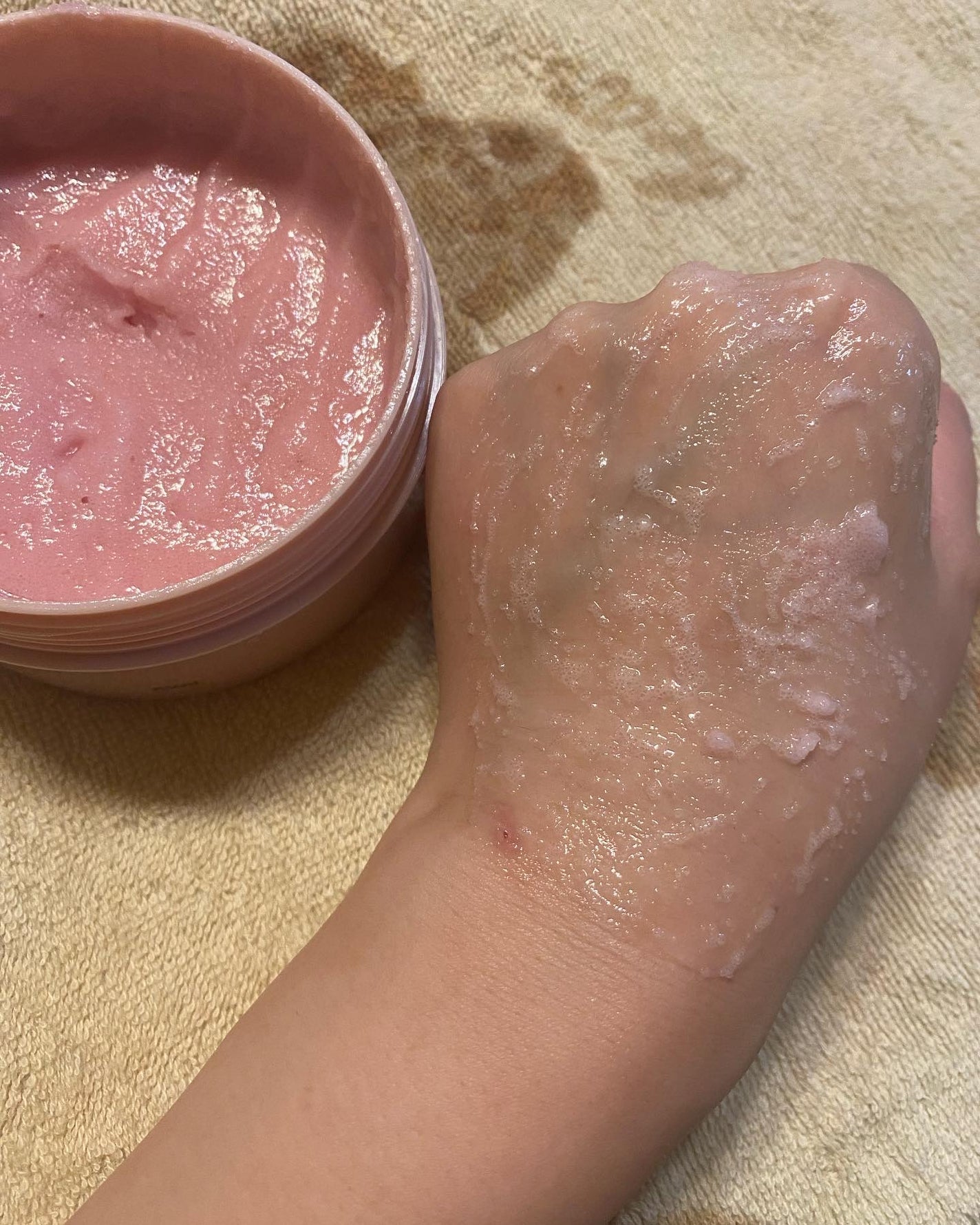 Q+Me スウィート ボム タラソ スクラブ/AGARISM/バスト・ヒップケアを使ったクチコミ(3枚目)