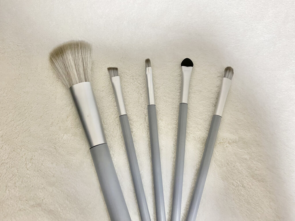 and U リップカラー/3COINS/口紅を使ったクチコミ（3枚目）