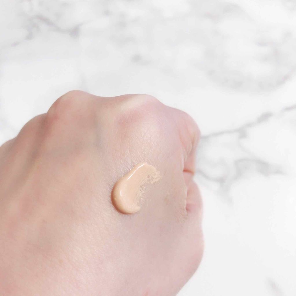 エアリータッチパウダー/クラブ/プレストパウダーを使ったクチコミ(2枚目)