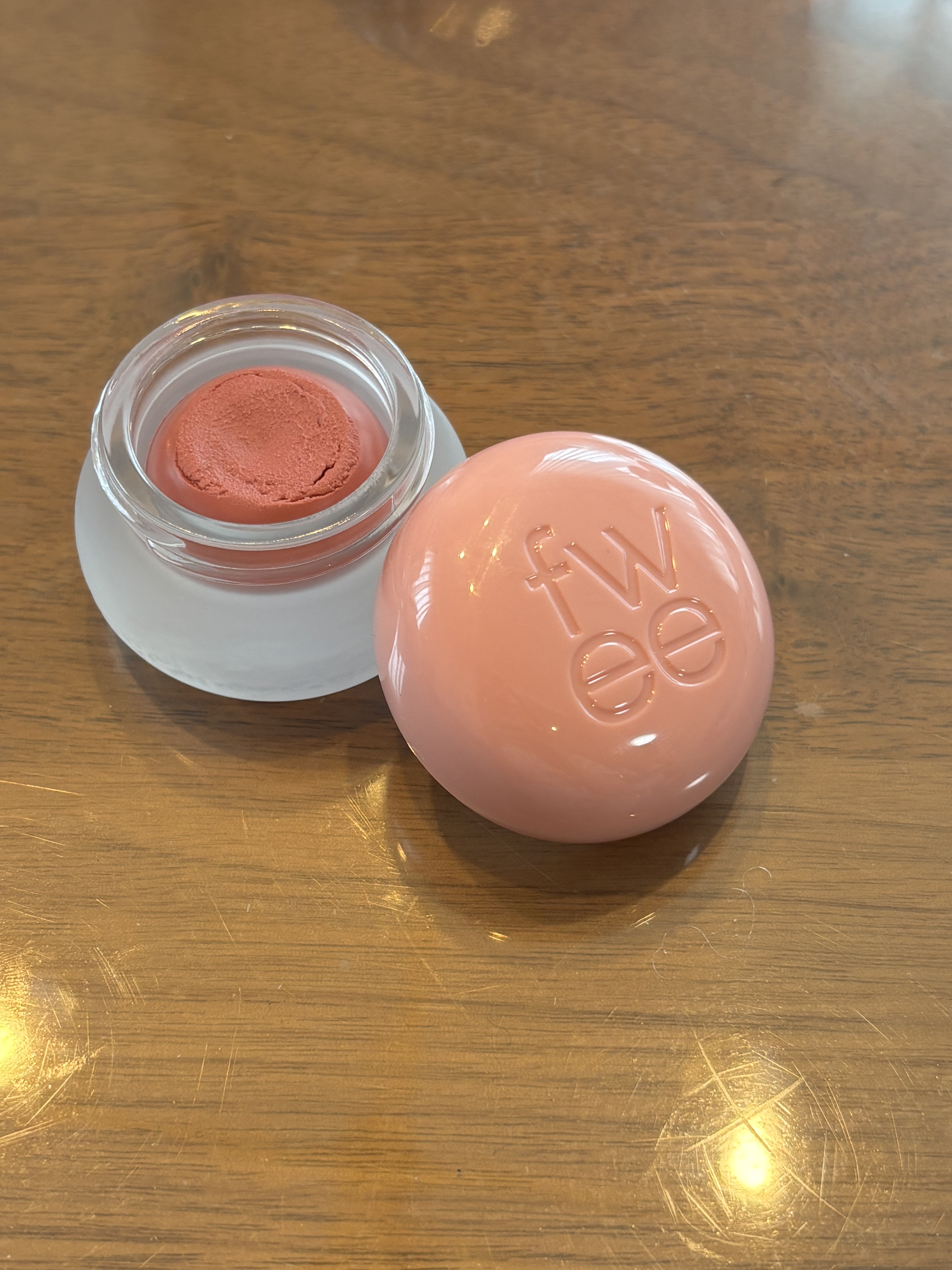 リップアンドチーク ブラーリープリンポット/fwee/口紅を使ったクチコミ（1枚目）