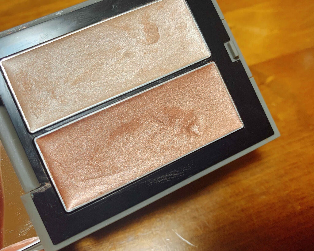 THREE シマリング グロー デュオ/THREE/クリームハイライトを使ったクチコミ(2枚目)