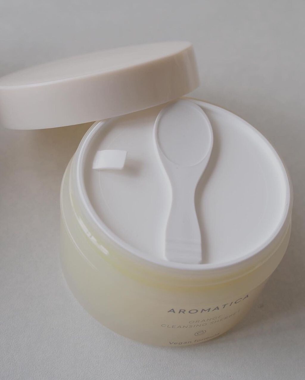 オレンジクレンジングシャーベット/AROMATICA/クレンジングバームを使ったクチコミ（3枚目）