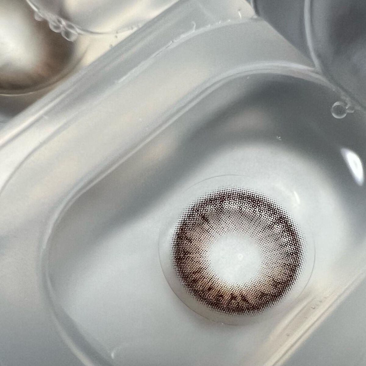 One & Only Kristin/Hapa kristin/カラーコンタクトレンズを使ったクチコミ（3枚目）