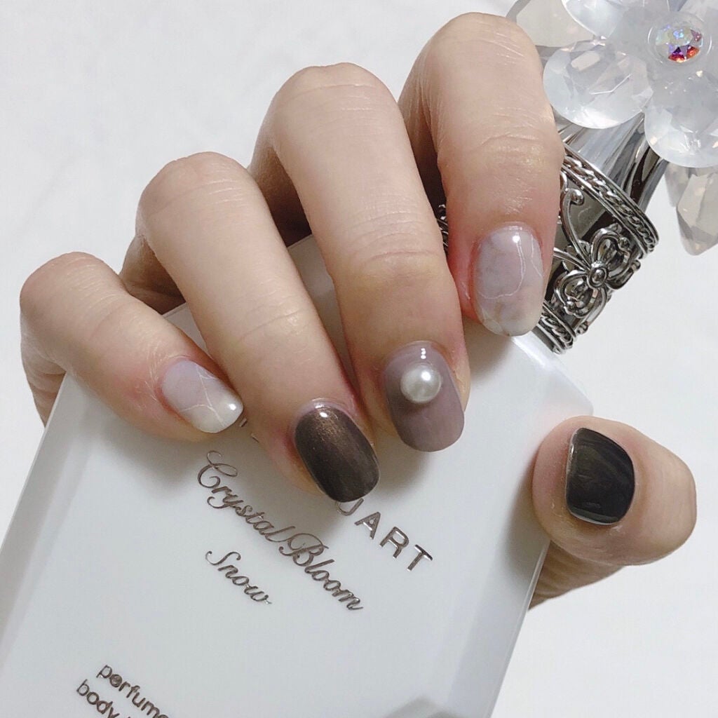 フレンドネイル(リニューアル品) /DAISO/マニキュアを使ったクチコミ(2枚目)