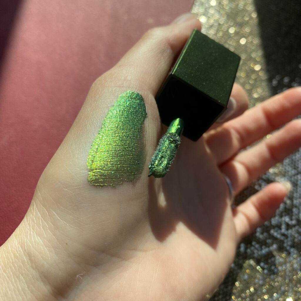 クロム リキッド アイシャドウ/Natasha Denona/リキッドアイシャドウを使ったクチコミ(4枚目)