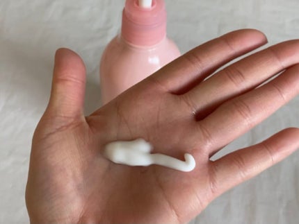 ピーチアー プレミアムボディミルクローション/ペリカン石鹸/ボディローションを使ったクチコミ(2枚目)