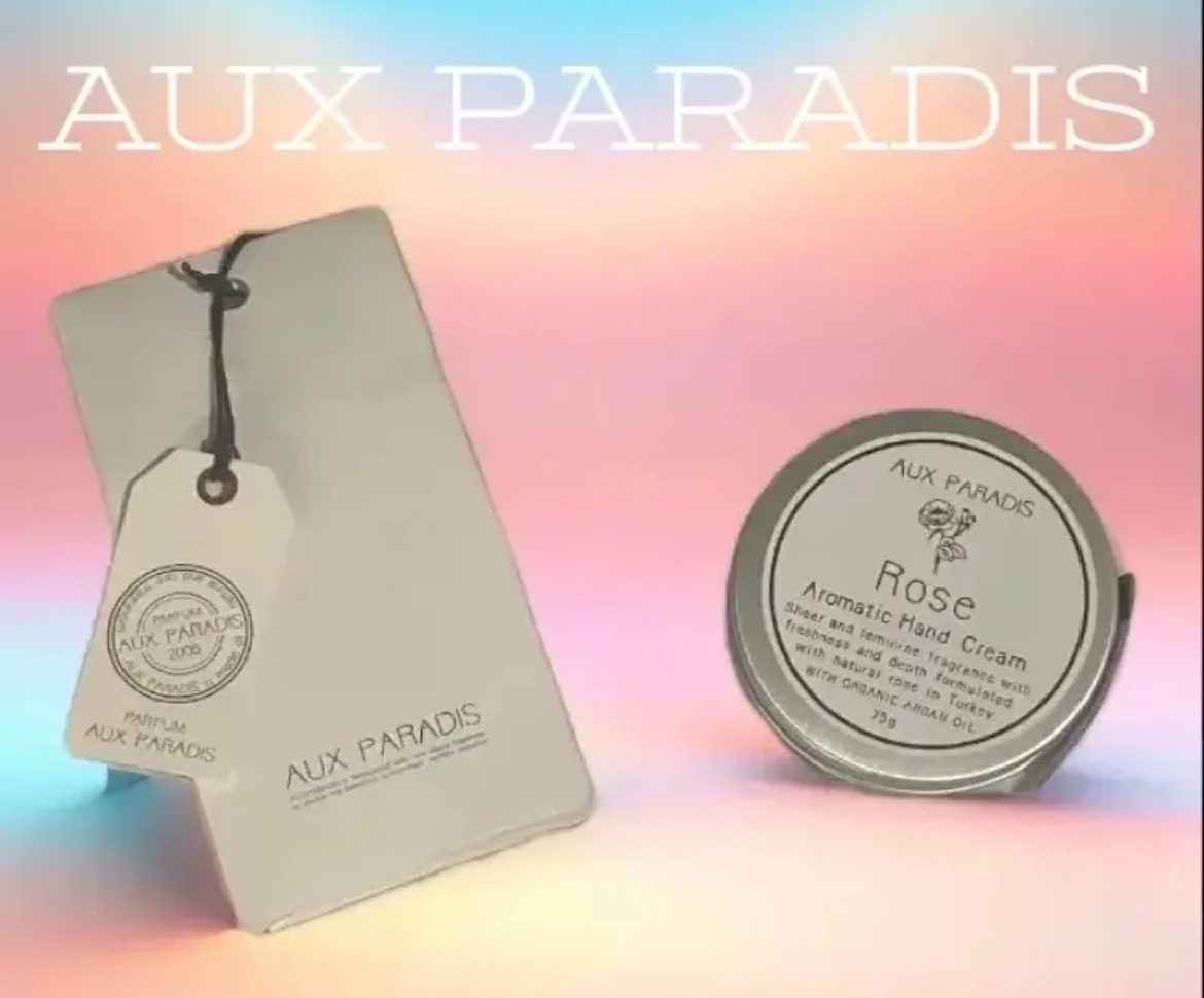 オードパルファム　#10 Winter berry 〔ウィンター ベリー〕/AUX PARADIS/香水(レディース)を使ったクチコミ（1枚目）