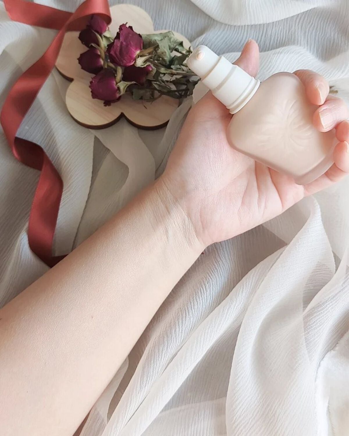 プロテクティング ファンデーション プライマー /PAUL & JOE BEAUTE/化粧下地を使ったクチコミ(4枚目)