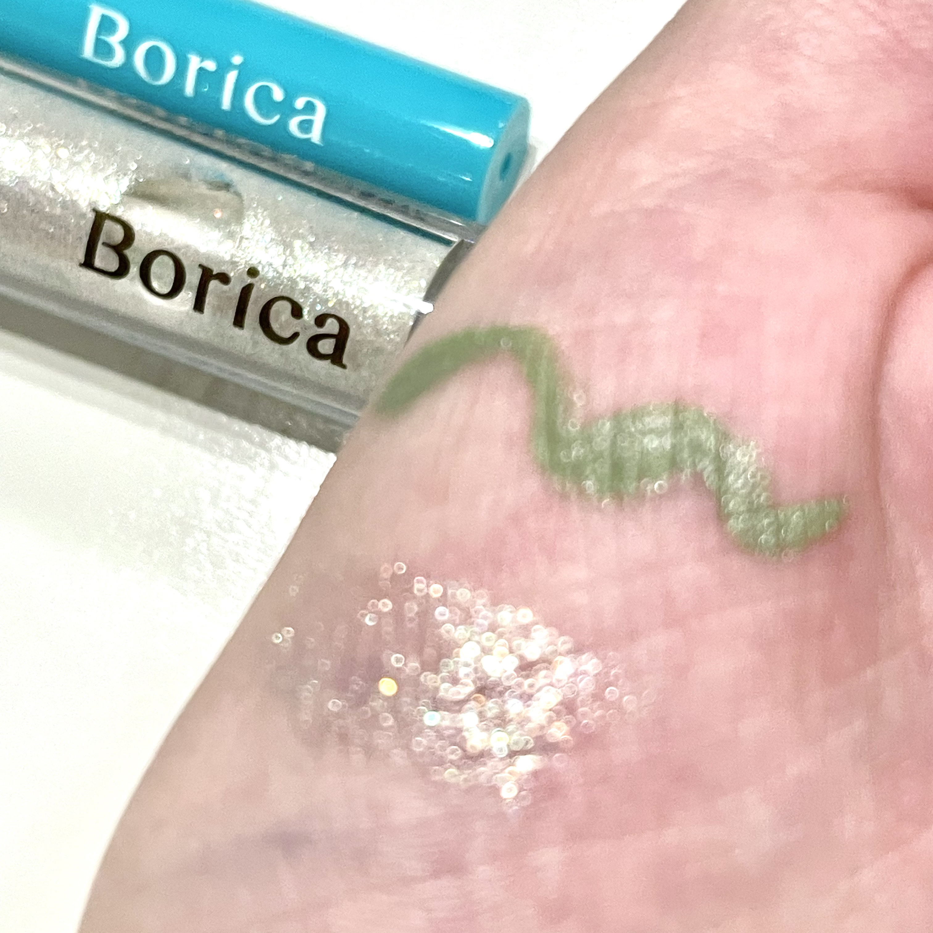 美容液カラーライナー 103 メタリックエメラルド/Borica/リキッドアイライナーを使ったクチコミ（3枚目）