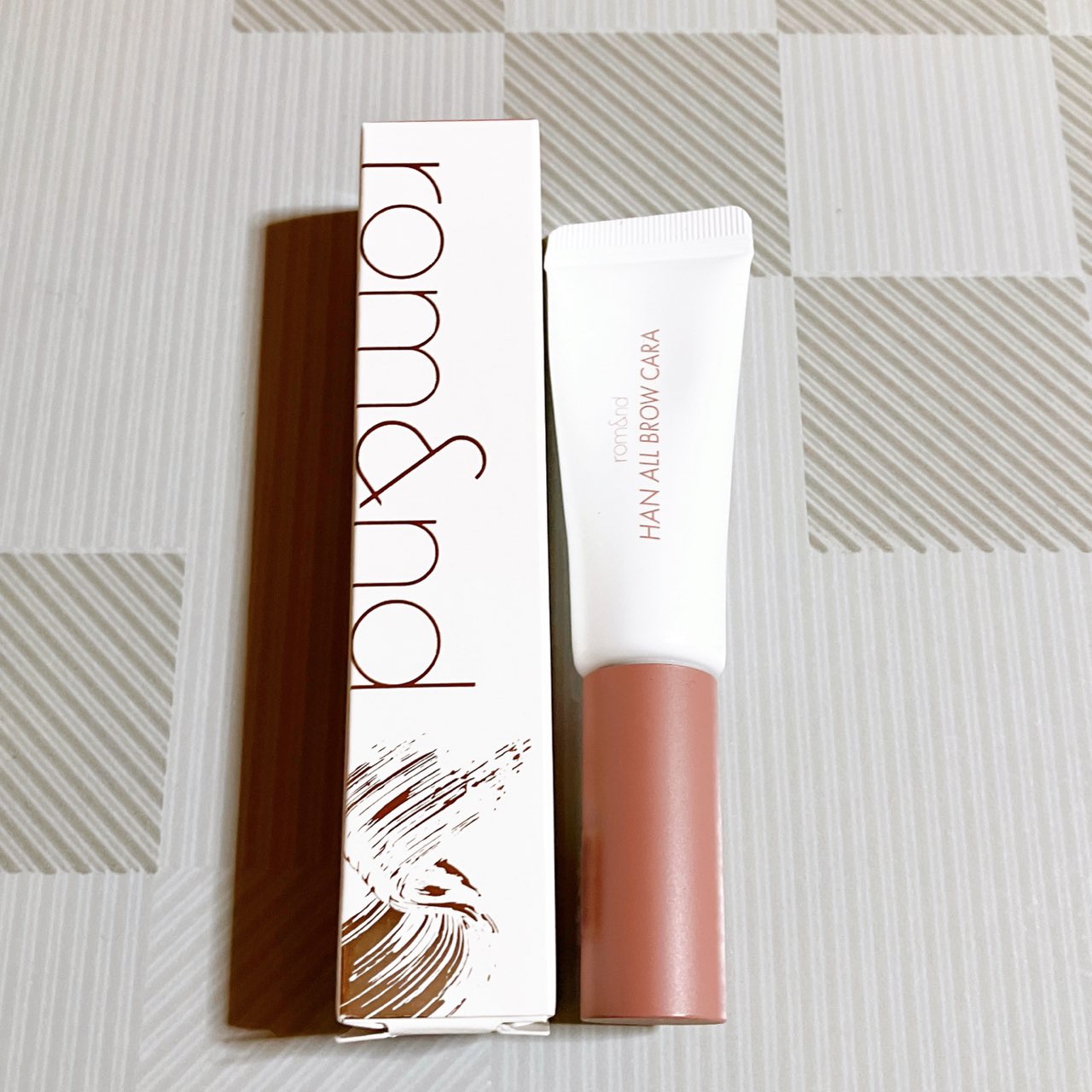 ハンオールブロウカラ/rom&nd/眉マスカラを使ったクチコミ（1枚目）