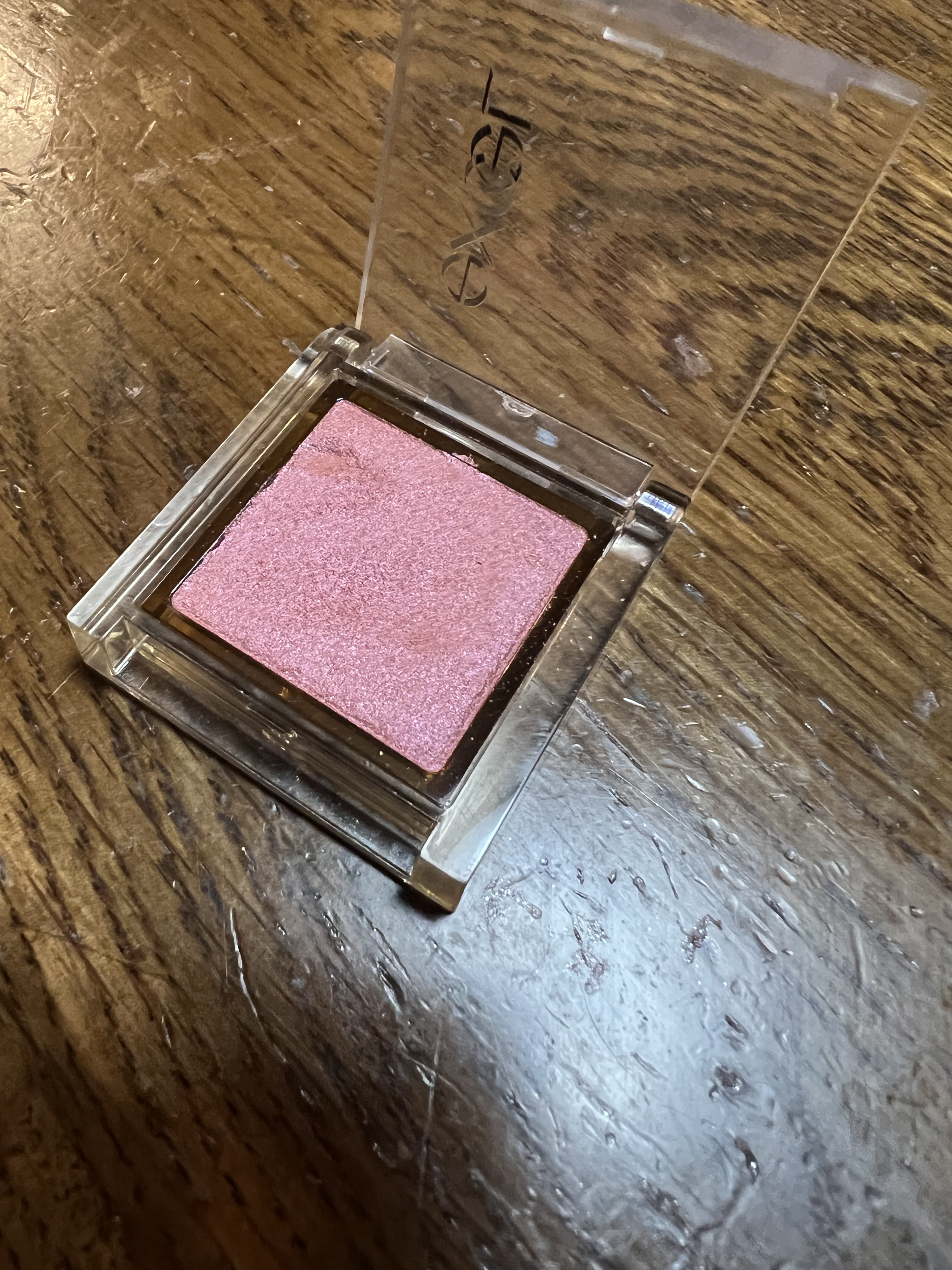 アイプランナー/excel/単色アイシャドウを使ったクチコミ（2枚目）