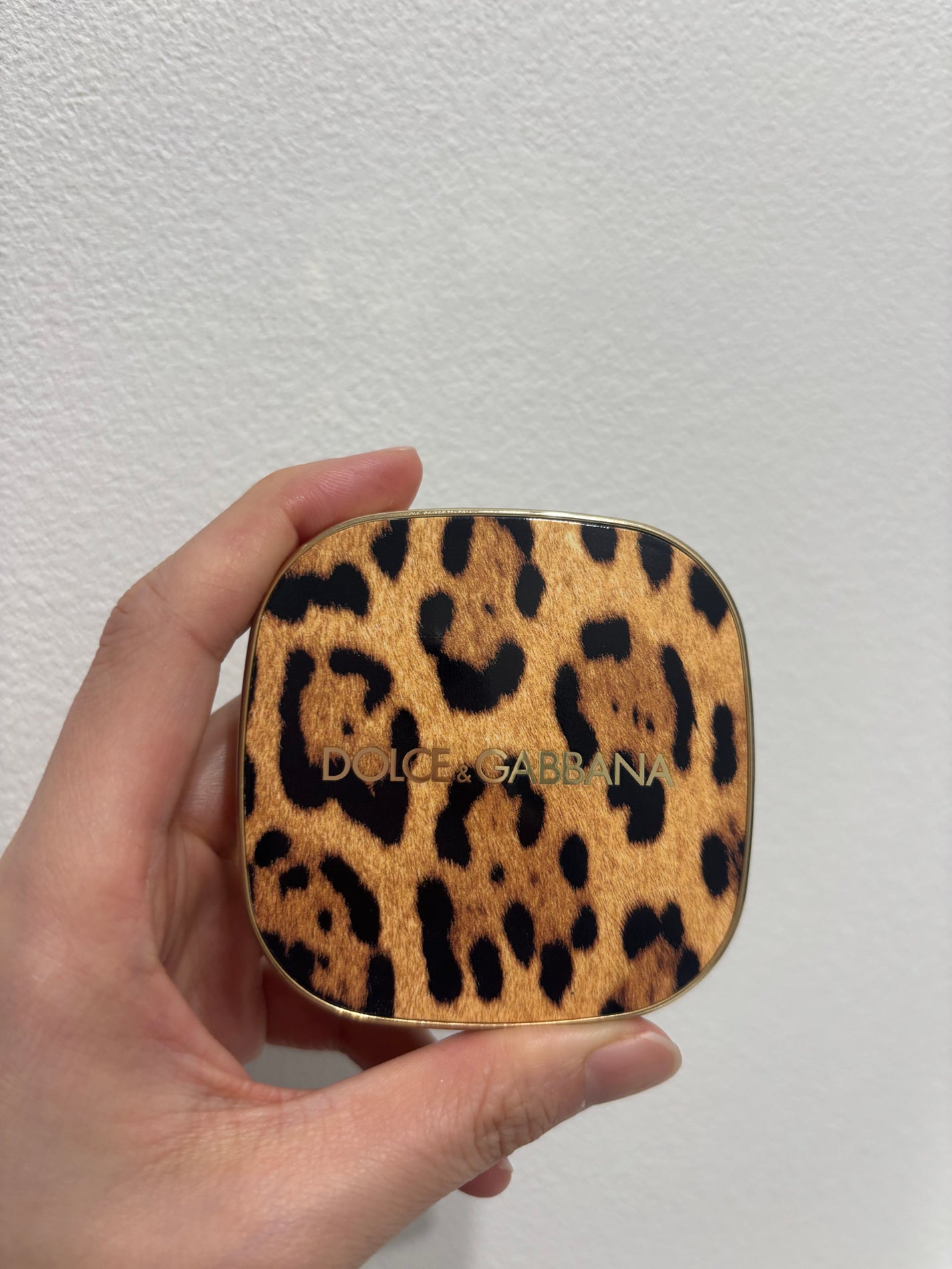 フェリンアイズ インテンスアイシャドウ クアッド/DOLCE&GABBANA BEAUTY/アイシャドウパレットを使ったクチコミ(2枚目)