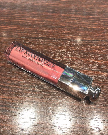 Dior 💄✨
ディオール アディクト リップ マキシマイザー
009 パーリーコーラル

今のリップのスタメン必需品の１つです♡
限定色のようで友だちからプレゼントで頂きました🐽
透明なマキシマイザー