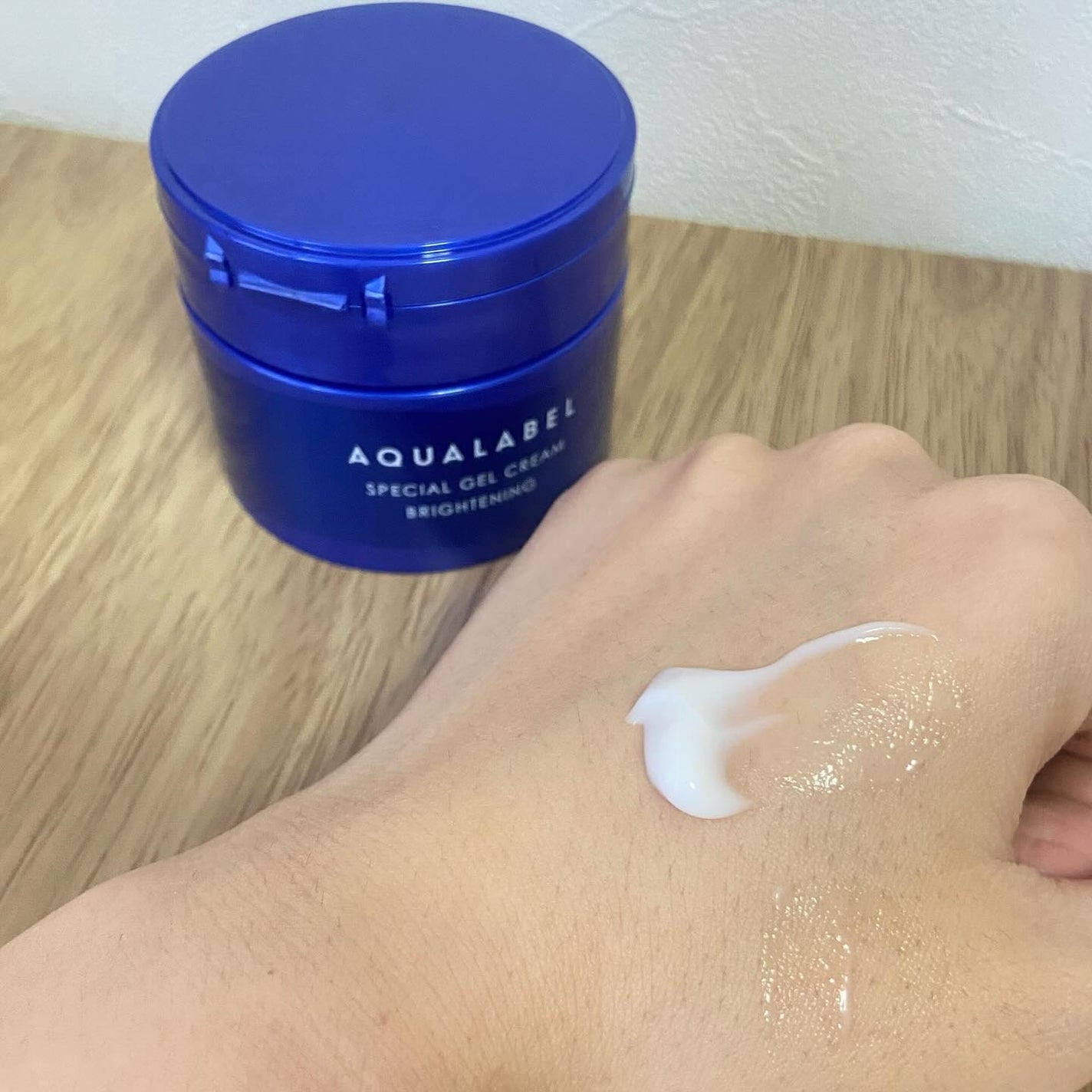 スペシャルジェルクリーム EX (ブライトニング) /アクアレーベル/オールインワン化粧品を使ったクチコミ(2枚目)