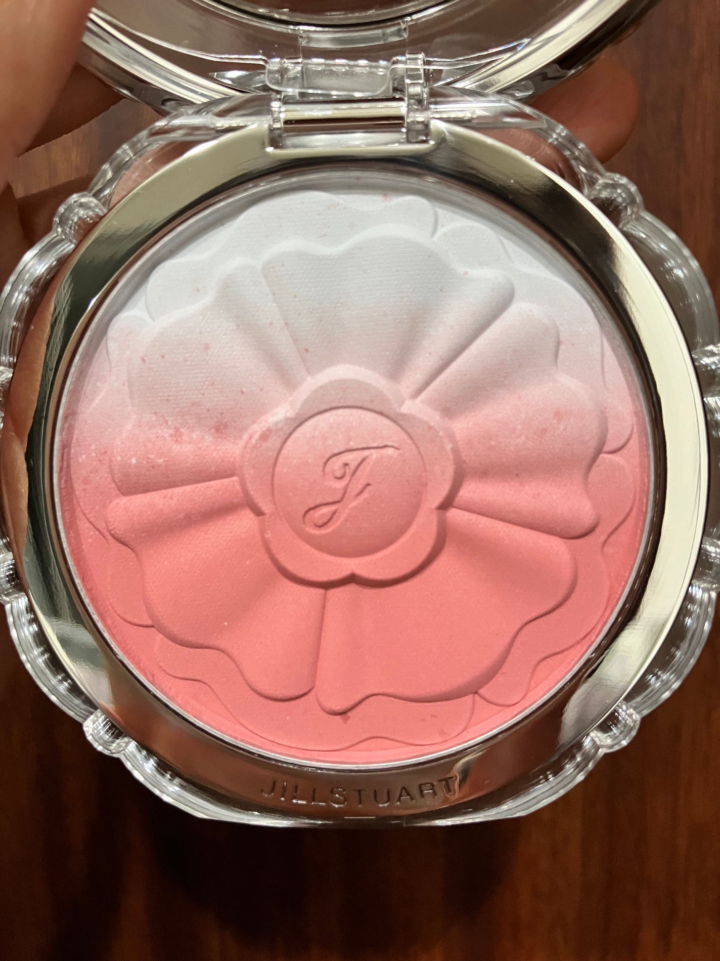 ジルスチュアート ブルームクチュール アイズ ジュエルドブーケ/JILL STUART/アイシャドウパレットを使ったクチコミ(2枚目)