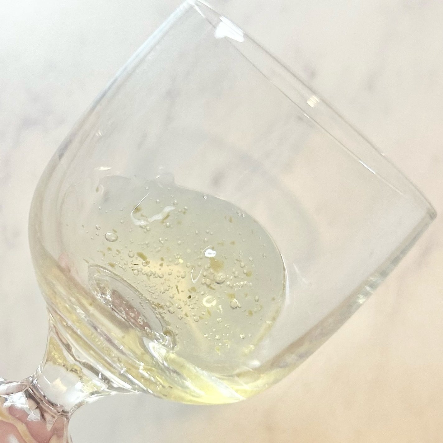 パフュームボディソープ リリィムスクホワイトティー/TEABLESS/ボディソープを使ったクチコミ(2枚目)