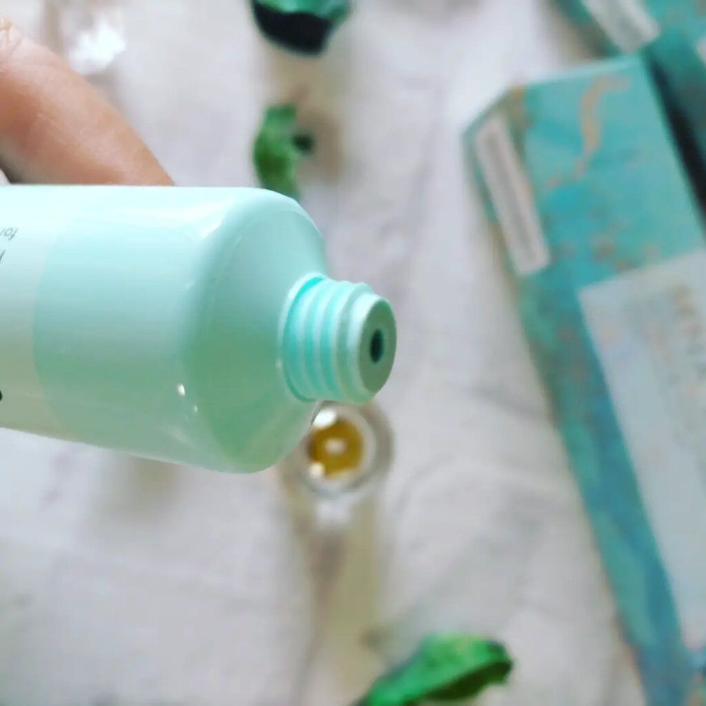 セナボーテ/株式会社フロンティア/ネック・デコルテケアを使ったクチコミ（2枚目）