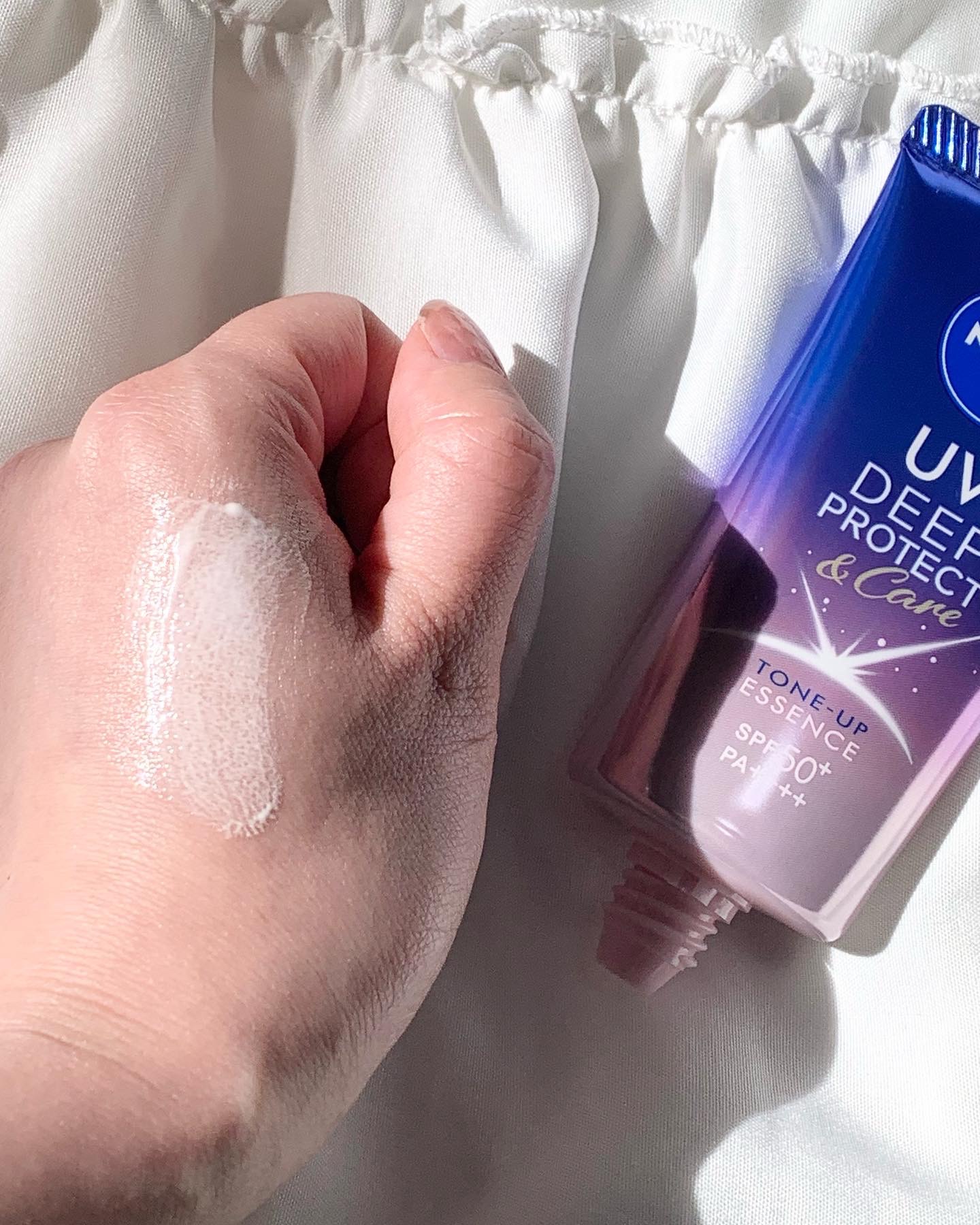 ニベアUV ディープ プロテクト＆ケア トーンアップ エッセンス/ニベア/日焼け止めローションを使ったクチコミ（3枚目）