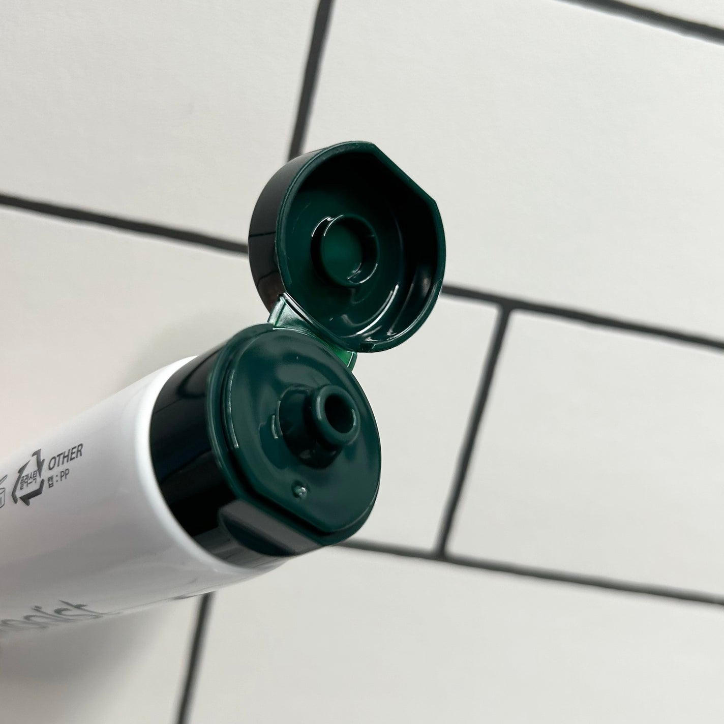 Kou. on LIPS 「【dixionistアミノ酸クリーム】2023年10月日本上陸..」(2枚目)