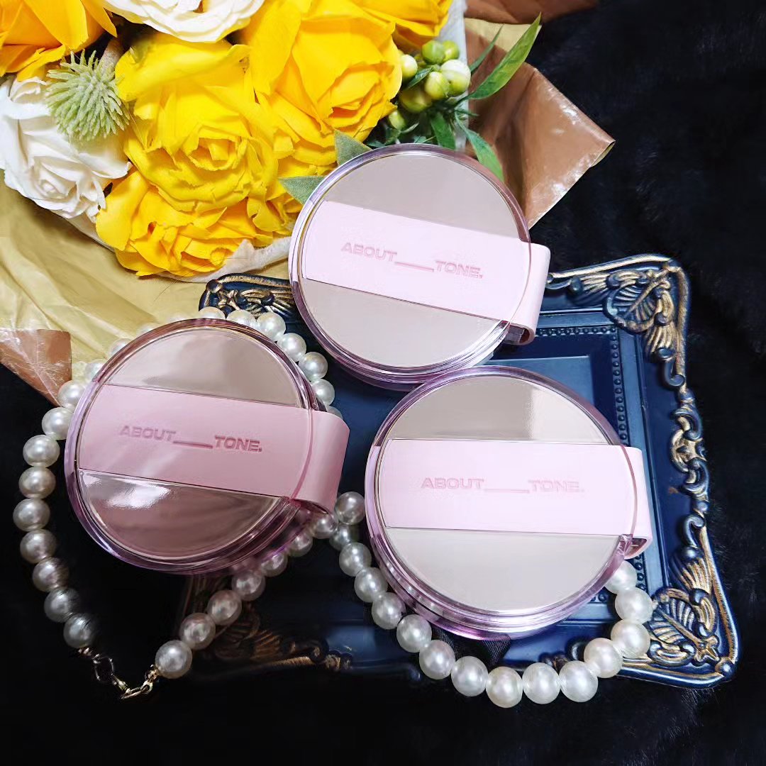 ザ・ブラーパウダーパクト/ABOUT TONE/プレストパウダーを使ったクチコミ（1枚目）