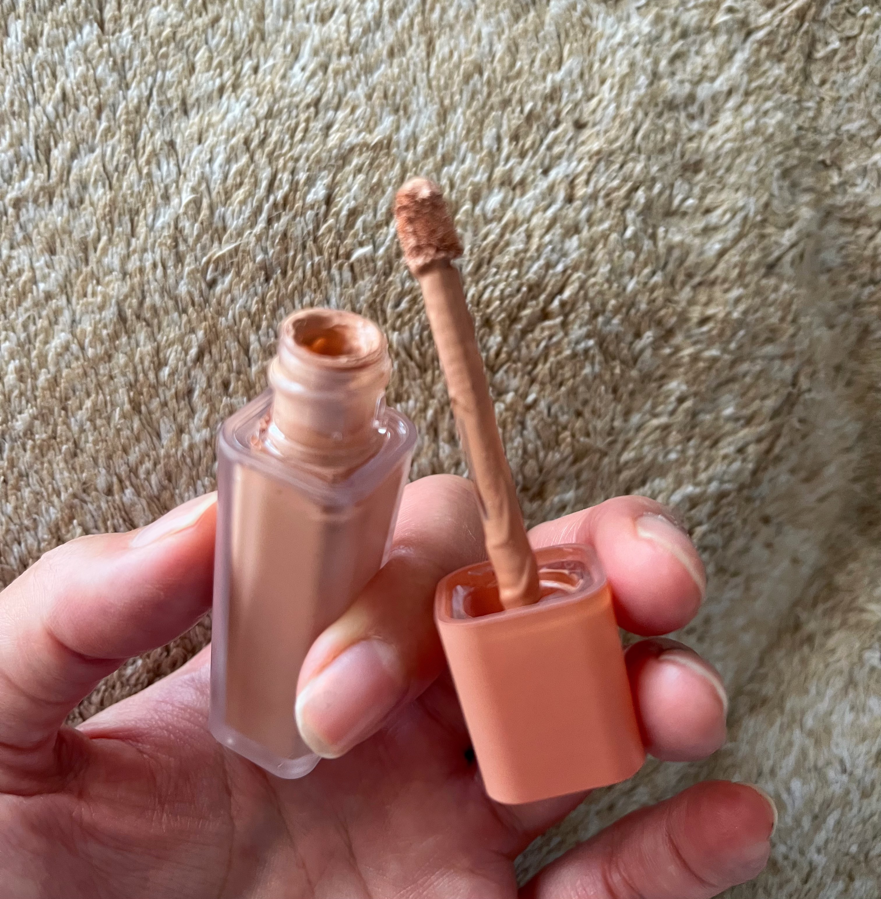 ウインク アイ シェード プライマー/Javin De Seoul/リキッドアイシャドウを使ったクチコミ（2枚目）