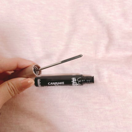 らむ on LIPS 「細身のメタルブラシが塗りやすい! 自まつ毛際立て仕上げ!キャン..」(5枚目)