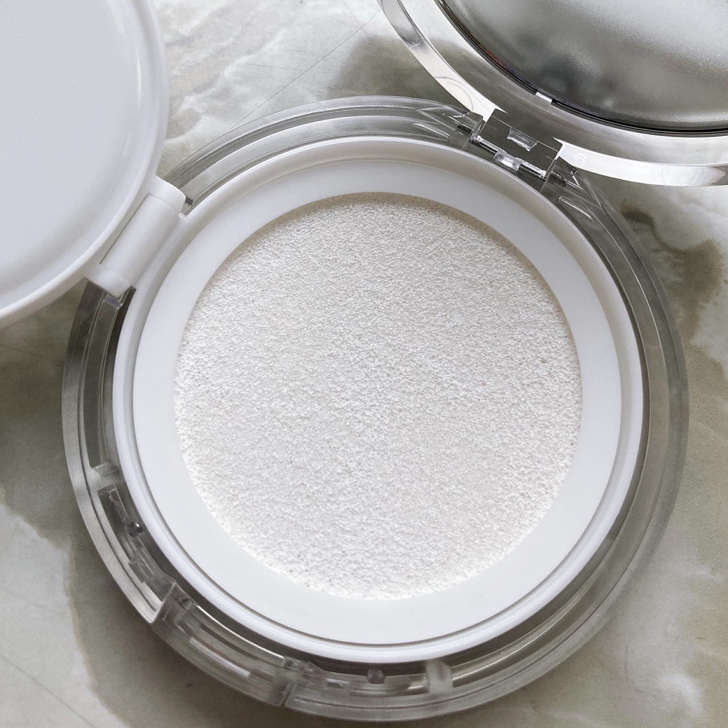 グロウ サン クッション/mgb skin/クッションファンデーションを使ったクチコミ（3枚目）