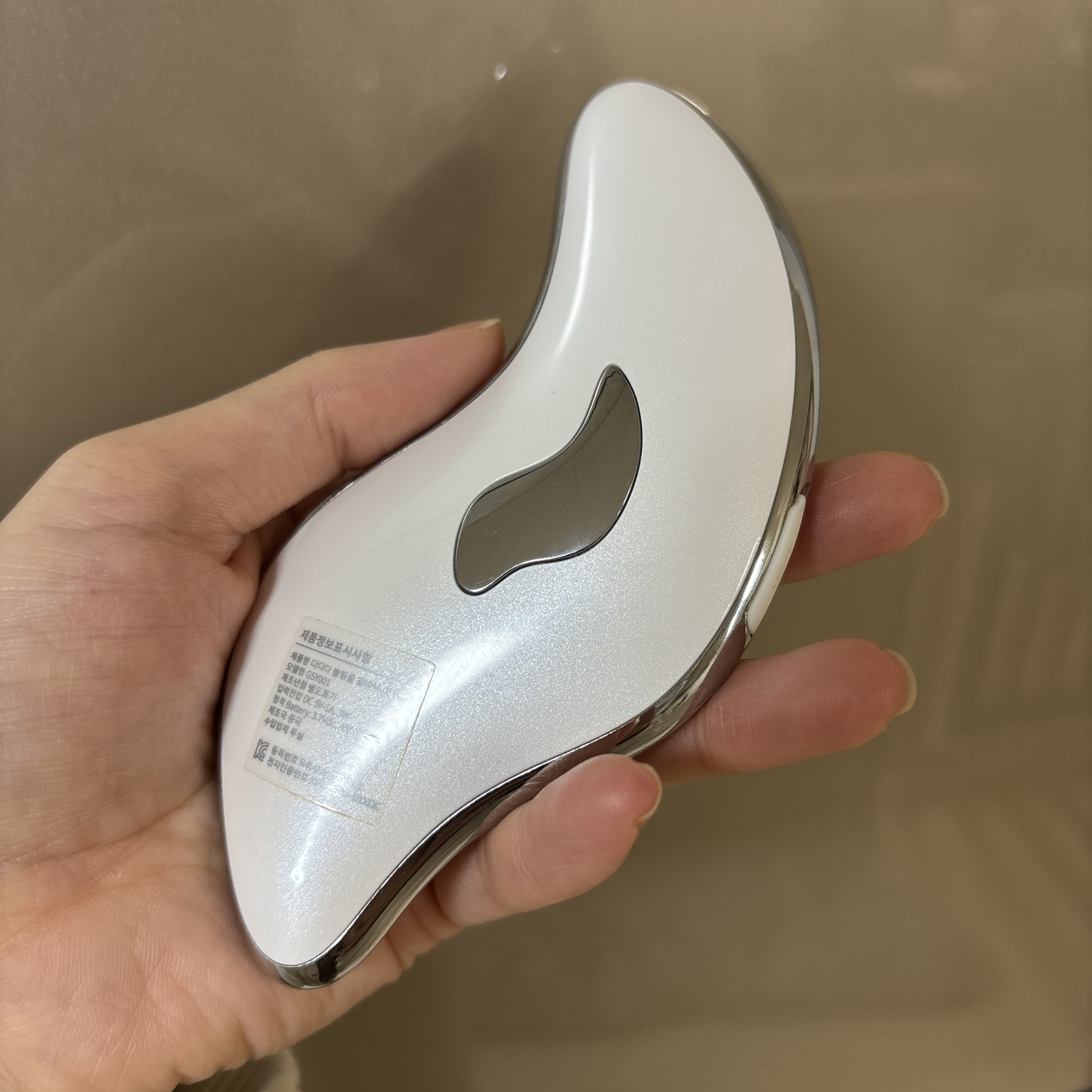 ブリンクルガルバニックマッサージ機/DIDIDA/美顔器・マッサージを使ったクチコミ（2枚目）