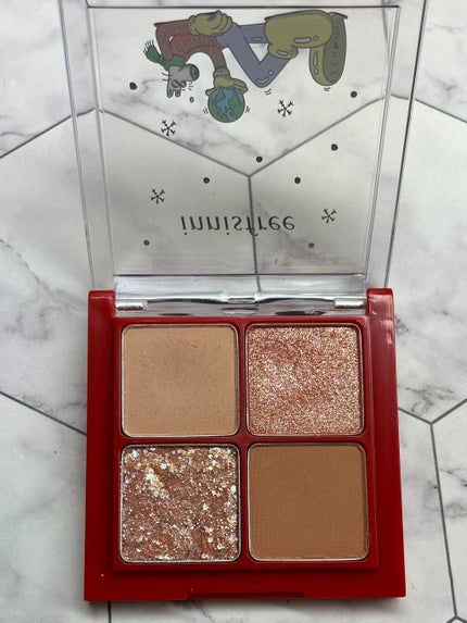 エアリー トゥインクル アイパレット 2021 Green Holidays Edition/innisfree/アイシャドウパレットを使ったクチコミ(2枚目)