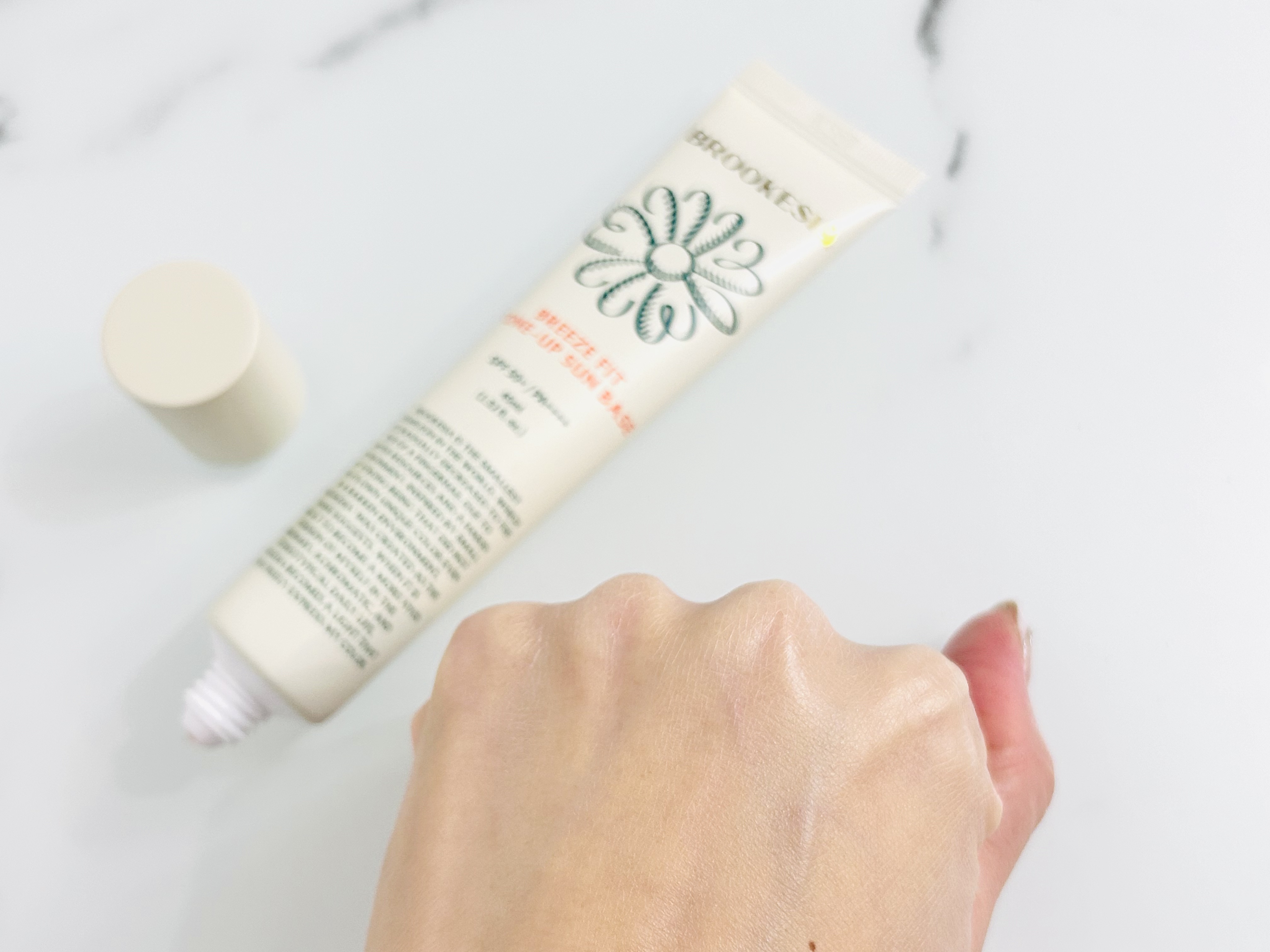 ブリーズフィット トーンアップ サンベース/BROOKESIA/日焼け止めクリームを使ったクチコミ（3枚目）