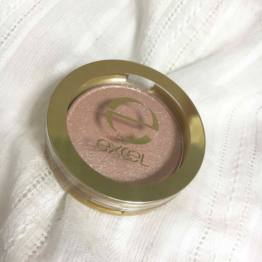 シャイニーシャドウ N/excel/単色アイシャドウを使ったクチコミ（1枚目）