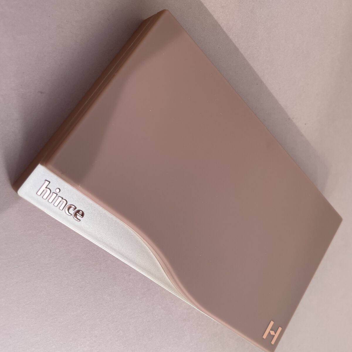 ニューデップスアイシャドウパレット/hince/アイシャドウパレットを使ったクチコミ（2枚目）