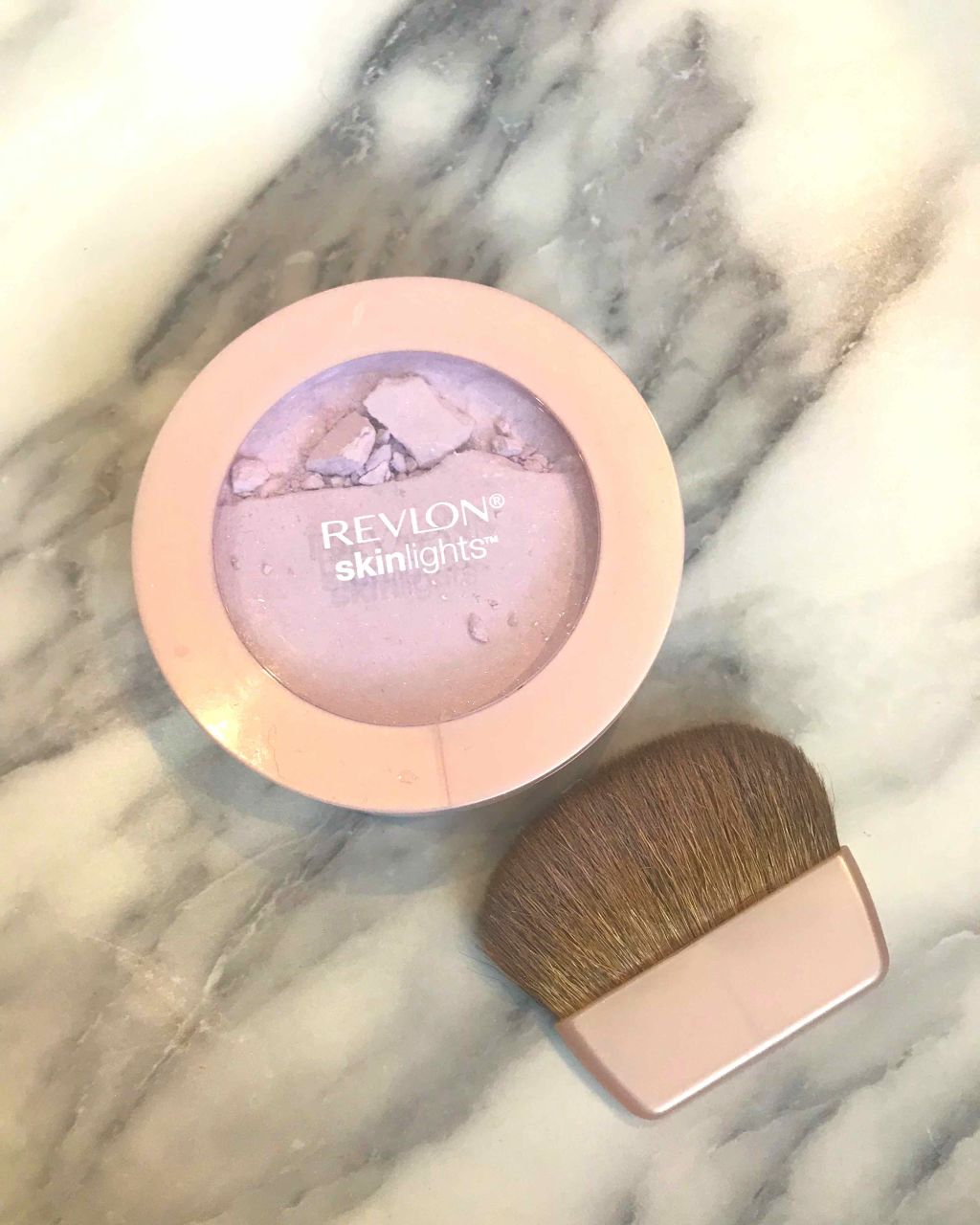 スキンライト プレスト パウダー/REVLON/プレストパウダーを使ったクチコミ(1枚目)