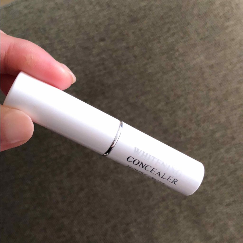 アミュールシフォン ホワイトニングコンシーラー/ハウス オブ ローゼ/スティックコンシーラーを使ったクチコミ(1枚目)