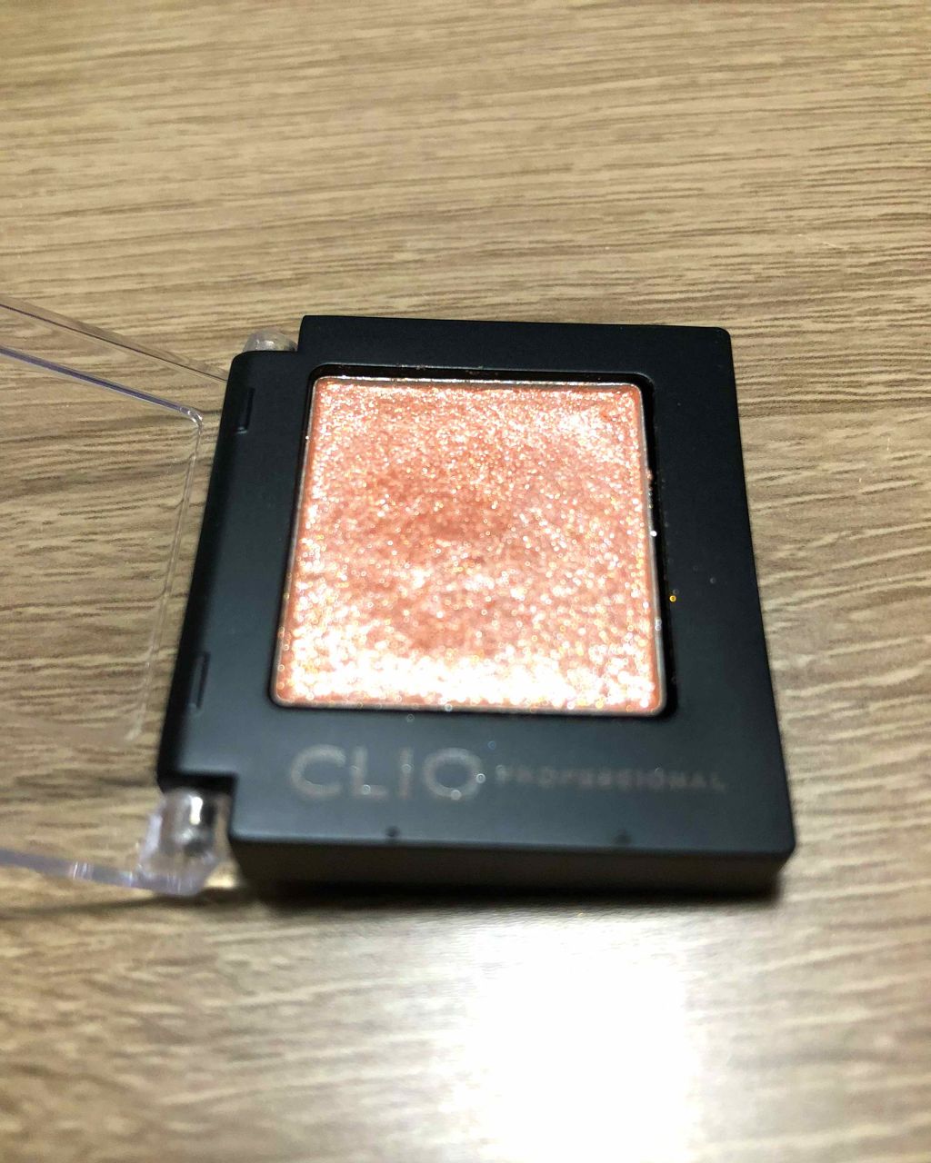 ダズルシャドウ/M・A・C/単色アイシャドウを使ったクチコミ（3枚目）