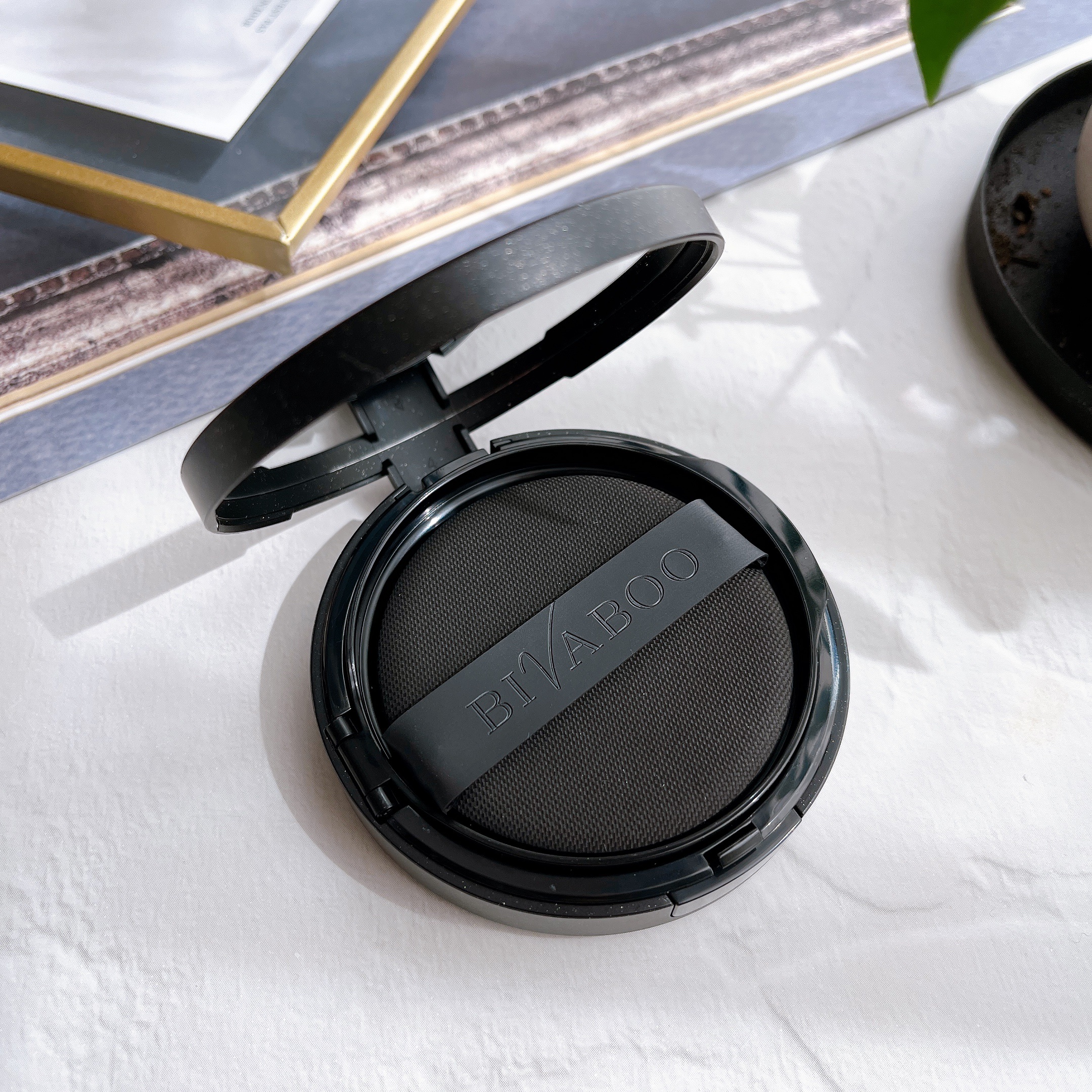 ベルベットジュエルクッション/BIVABOO/クッションファンデーションを使ったクチコミ（2枚目）