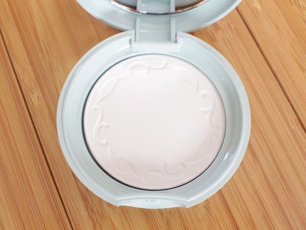 ノーセバム ミネラルパクト N/innisfree/プレストパウダーを使ったクチコミ(2枚目)