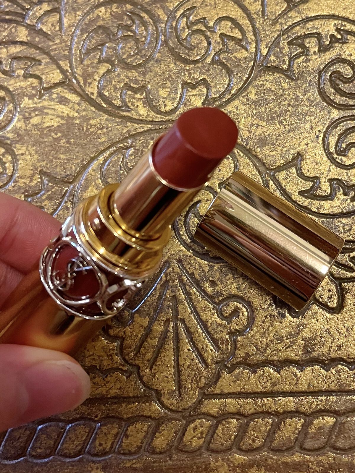 ルージュ ヴォリュプテ シャイン/YVES SAINT LAURENT BEAUTE/口紅を使ったクチコミ（2枚目）