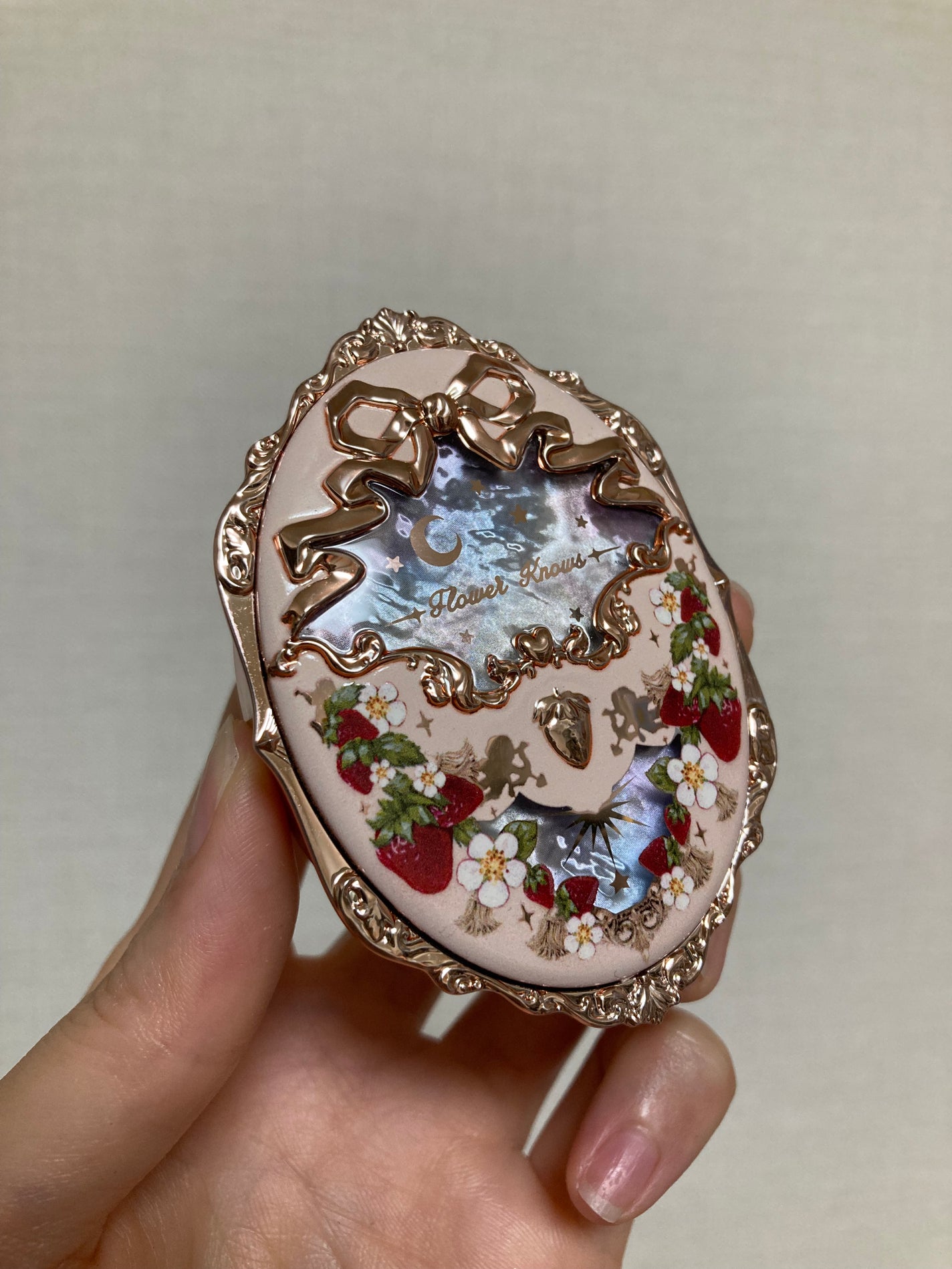 ストロベリーロココ チークブラッシュ/FlowerKnows/パウダーチークを使ったクチコミ(2枚目)