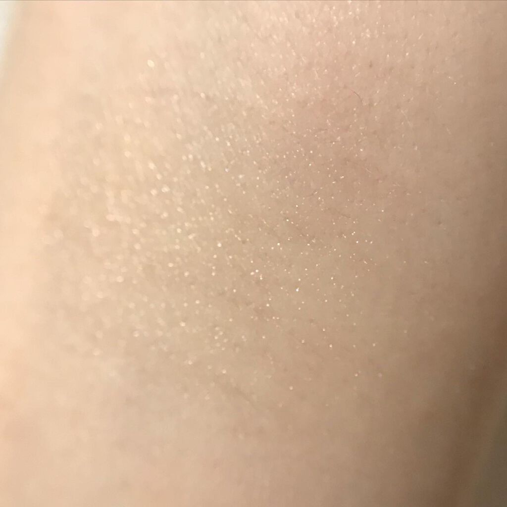 シャンパンローズルミナイザー/rms beauty/クリームハイライトを使ったクチコミ（3枚目）