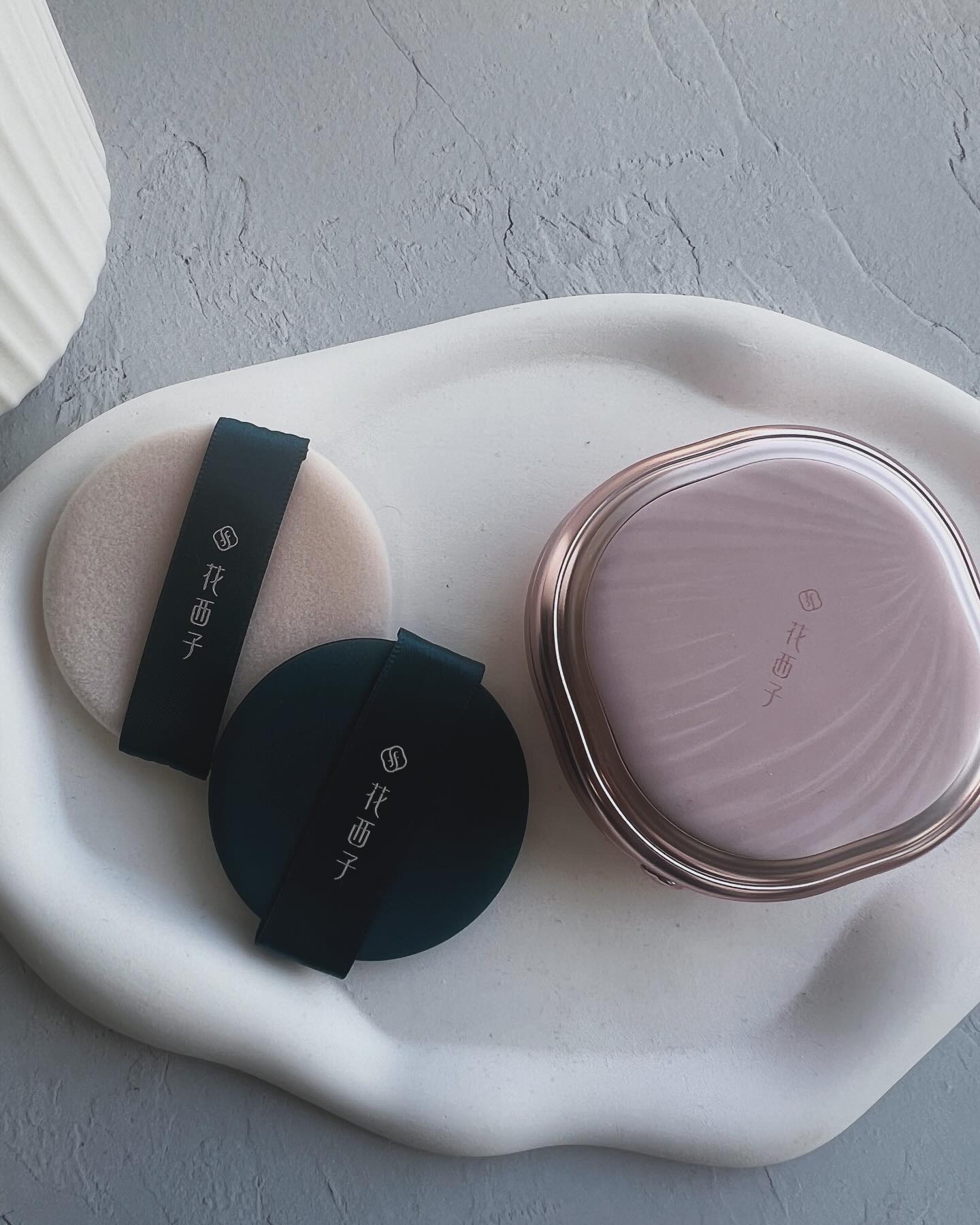 玉容凝脂プレストパウダー/花西子/プレストパウダーを使ったクチコミ（3枚目）